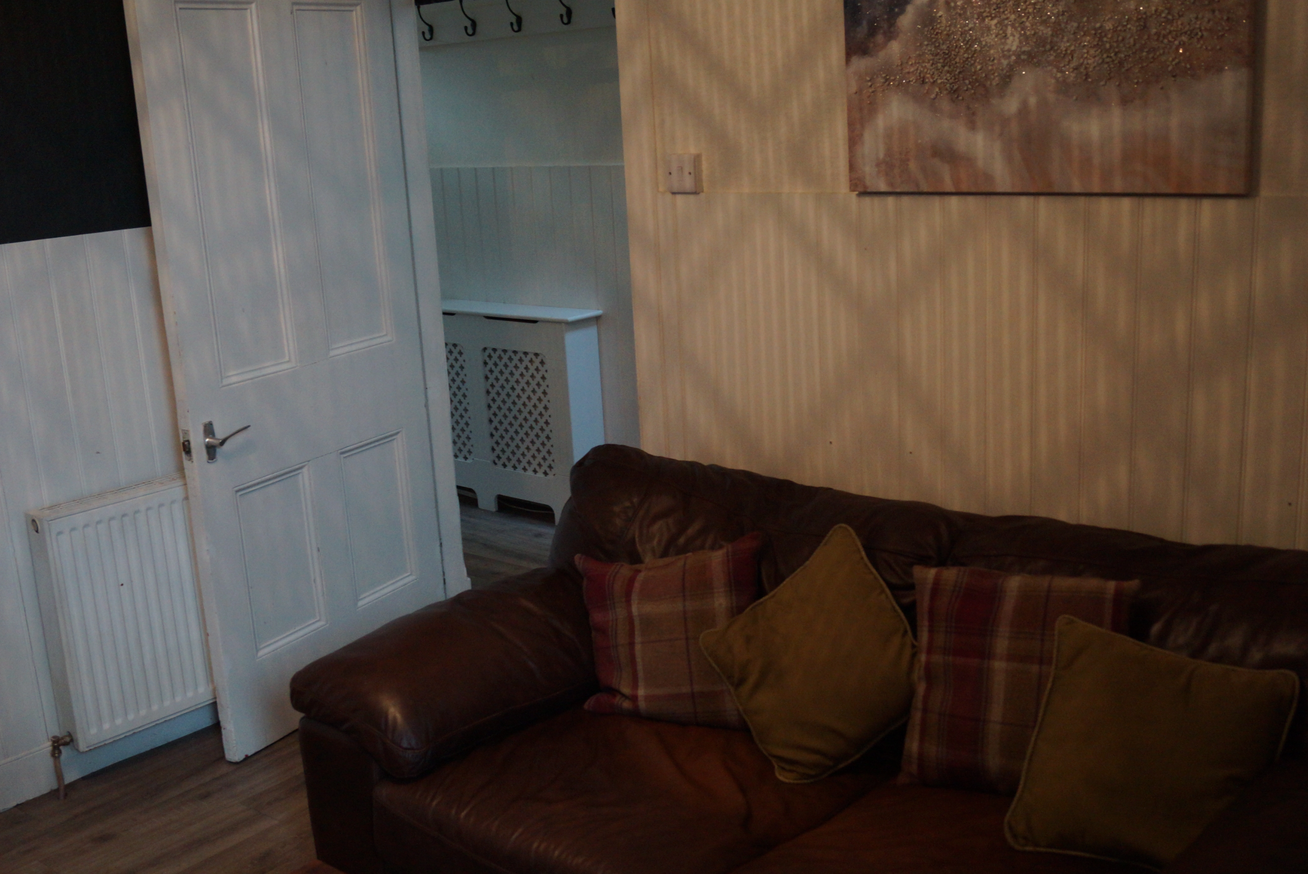 Charming Spacious Cottage In Kirriemuir