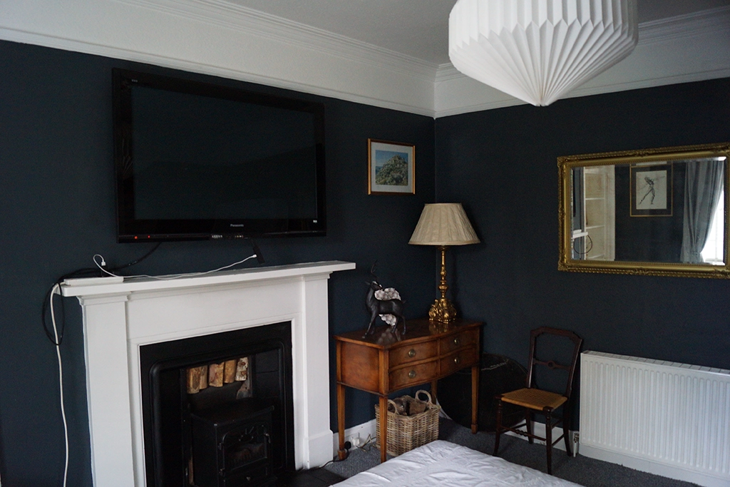 Charming Spacious Cottage In Kirriemuir